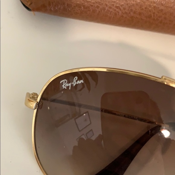 Ray-Ban Aviators - Picture 2 of 2